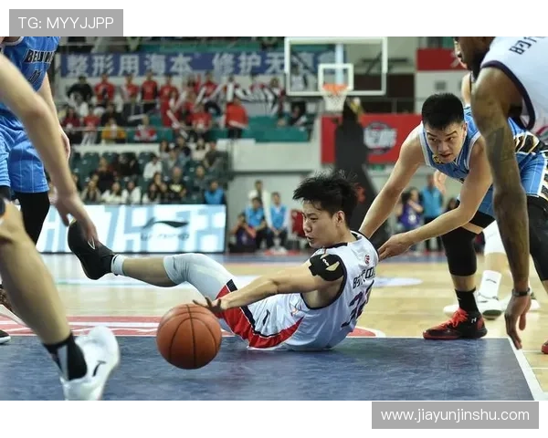 广州篮球队与北京篮球队赛后技术分析与战术总结